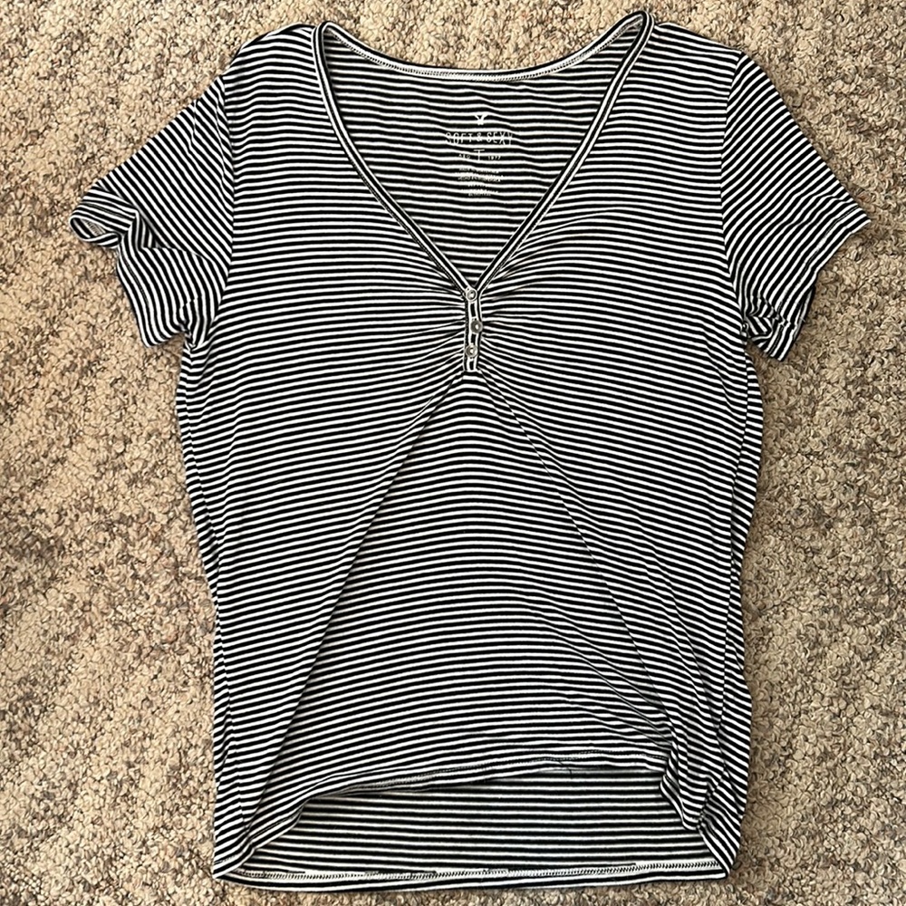 American Eagle Short Sleeve